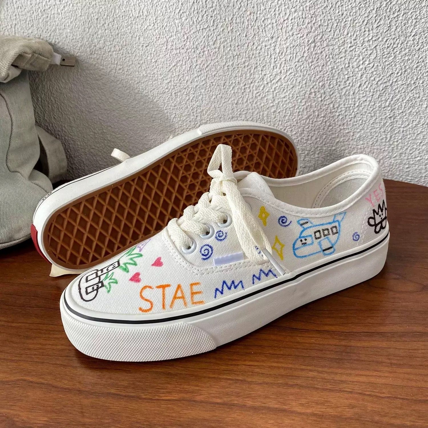 Hand-Painted Doodle Canvas Sneakers Cute Casual Unique Graffiti Flat Shoes for Women